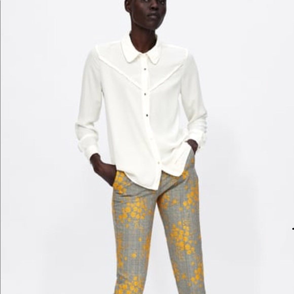 Zara Tops - Lovely Zara White Blouse W/Gold Trimmings